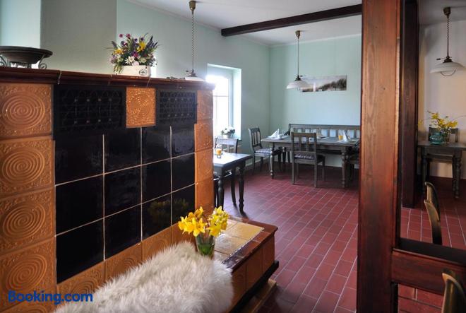 Hotel Haus Monchgut 96 1 1 0 Ostseebad Thiessow Hotel Deals