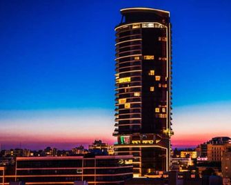 360 Nicosia Heights, Gym & Pool - Lefkoşa