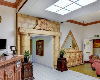 帝國飯店 - 萊斯特 - 櫃檯