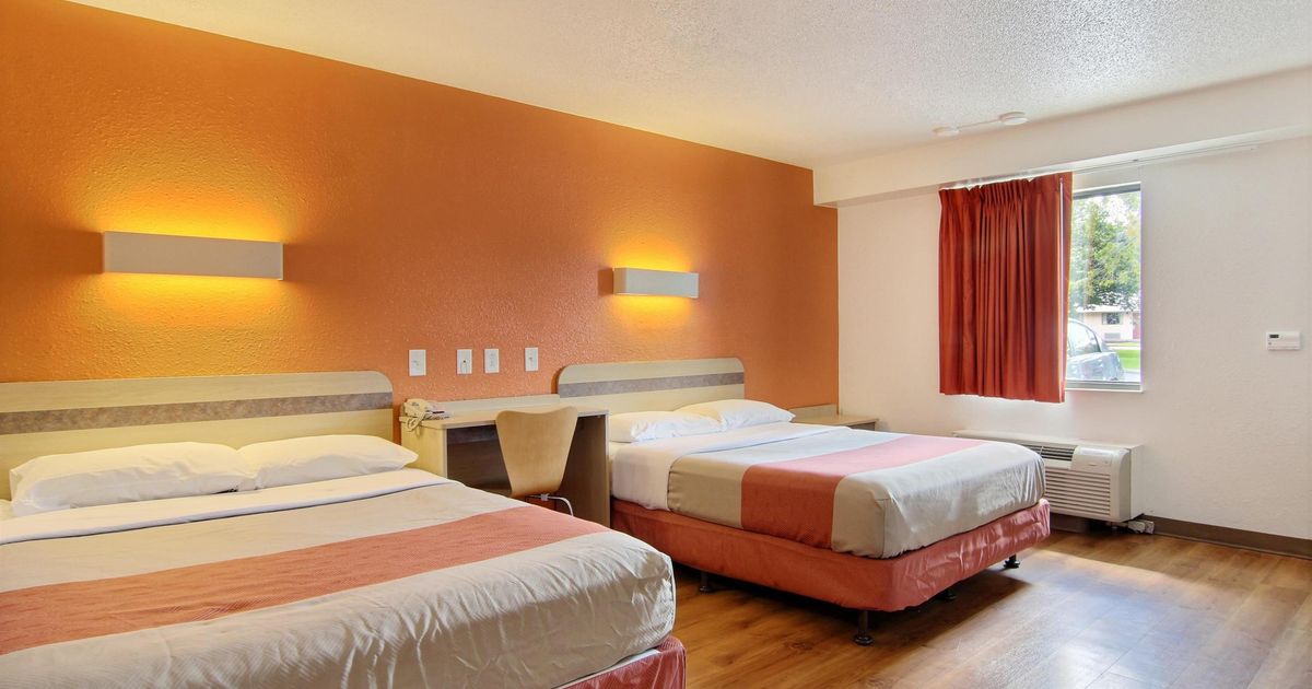 Motel 6 Cleveland Middleburg Heights £49. Middleburg Heights Hotel