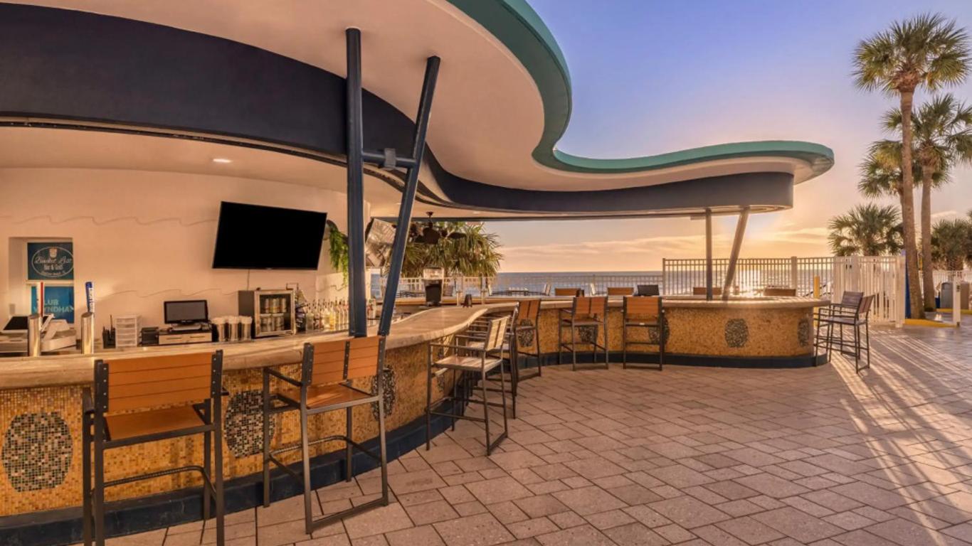 Wyndham Ocean Walk