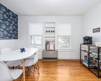 Anchors Away Cottage 5br 10-Min Walk To - Old Orchard Beach - Yemek odası