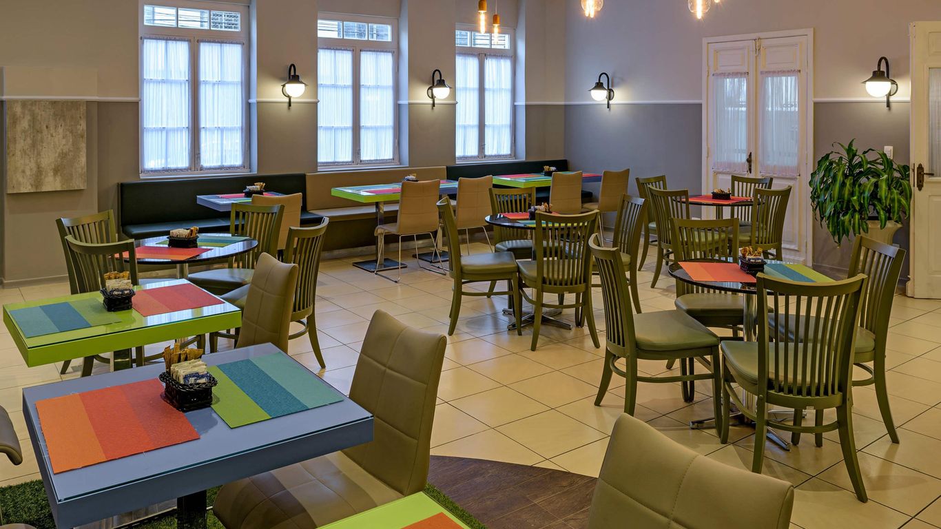 إيبيس ستايلز كورتيبا سنترو سيفيكو