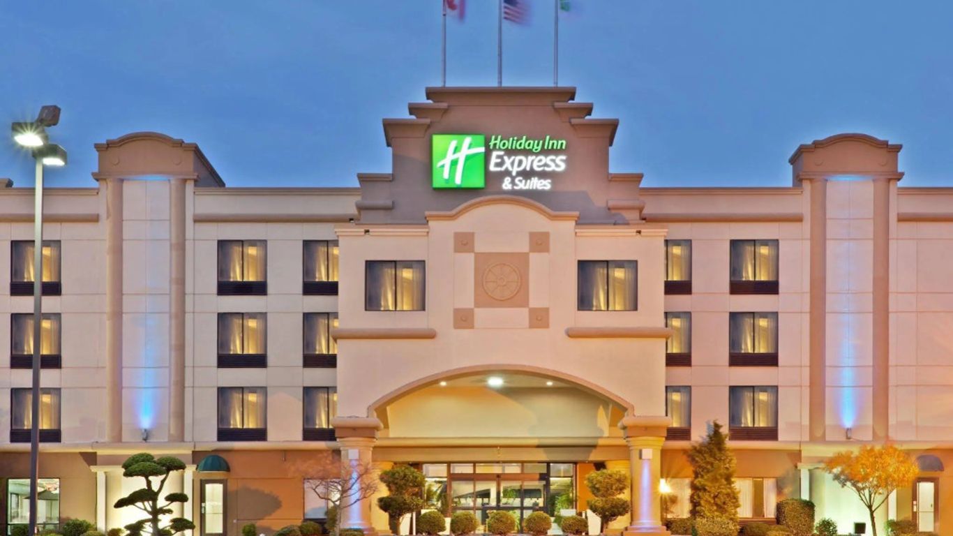 Holiday Inn Express & Suites Tacoma By IHG
