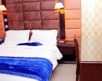 Maas Central Hotel, Port Harcourt - Port Harcourt - Bedroom