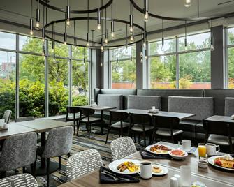 Hilton Garden Inn Corvallis - Corvallis - Restaurant