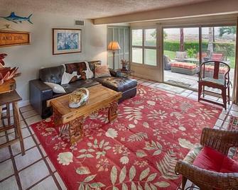 Hale Lani ~ Big Island Charmer with Panoramic Ocean Views ~ Near Best Beaches - Kapaau - Sala de estar
