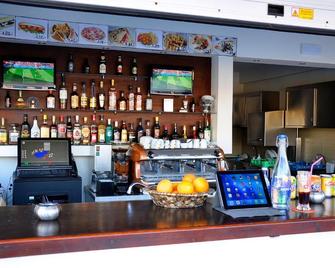 Tony's Beach - Agia Marina - Бар
