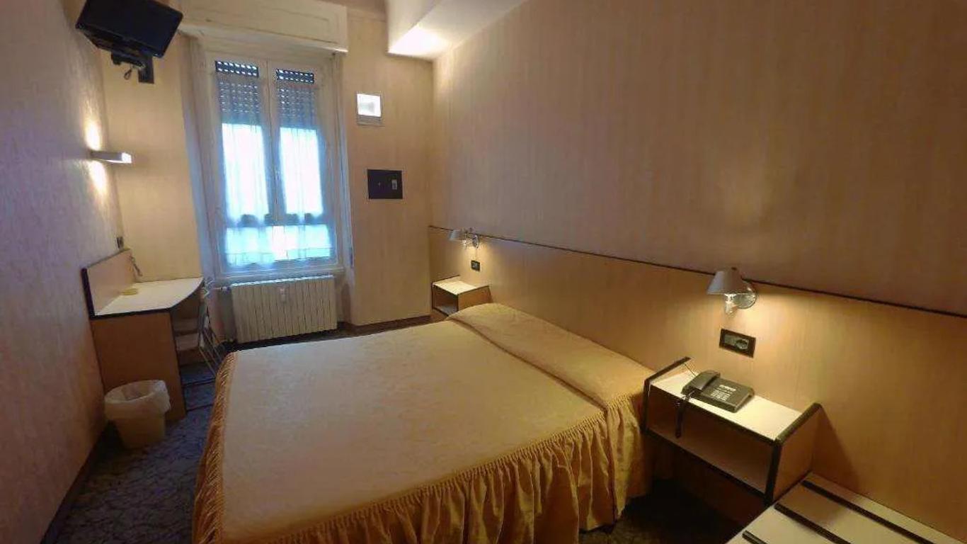 Hotel Ada