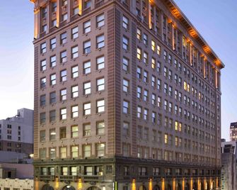 هوم تو سويتس باي هيلتون سان أنتونيو - سان انطونيو - مبنى