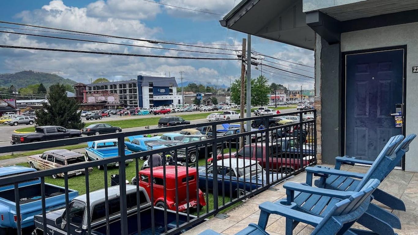 Pigeon Forge Parkway Inn