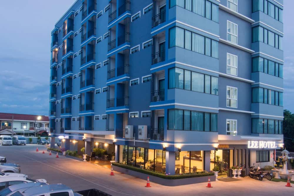 Lee Hotel