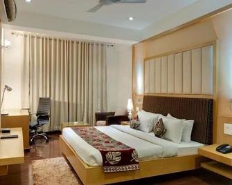 Hotel Balaji Central - Ratlām - Bedroom