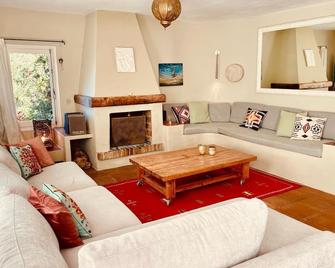 6 bedrooms villa with stunning views close to Ibiza town - Santa Eulalia del Rio - Sala de estar