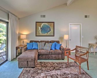 Peaceful Getaway on Silverado Golf Course with Patio - Napa - Wohnzimmer