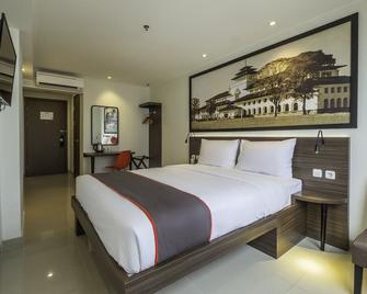 Super OYO Collection O Hotel Pasar Baru Heritage - Bandung