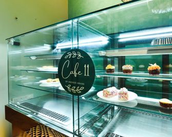 Snooze House - Navi Mumbai - Buffet