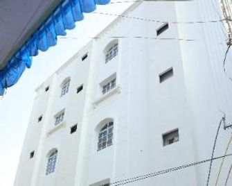 Raja Mahal - Chittoor - Building