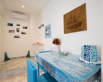 Versomare - Polignano a Mare - Sala pranzo