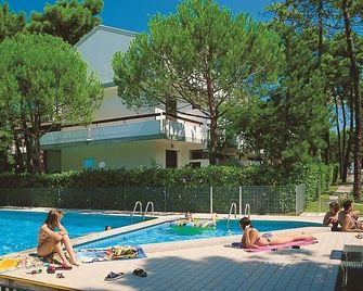 Villaggio Burchiello - Lignano Sabbiadoro - Piscina