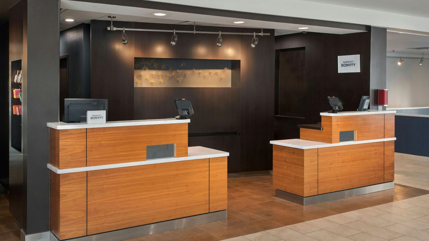 Courtyard by Marriott New Carrollton Landover