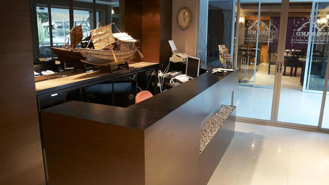 The Grand Pinnacle Bangkok Airport