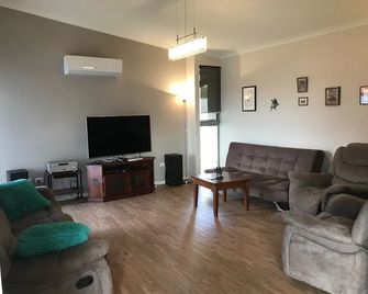 Nisus View - Albany - Stue