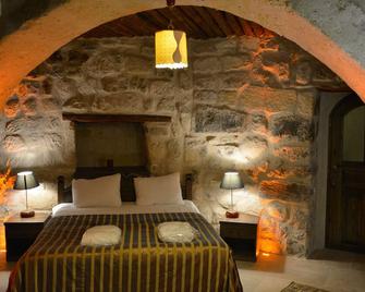 Aden Hotel Cappadocia - Uchisar - ห้องนอน