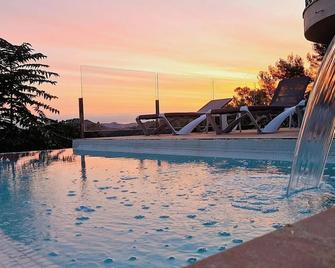 Petit Mirador - Torrelles de Llobregat - Pool