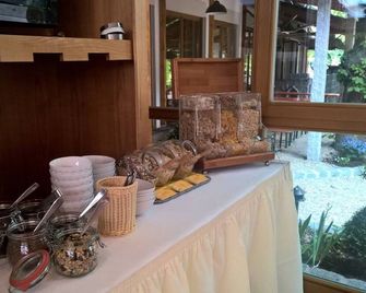 Gasthof Ulrich Meyer - Landshut - Buffet