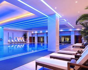 Hualuxe Hotels & Resorts Kunming - Kunming - Pool