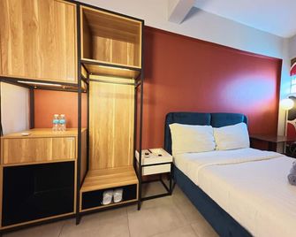 Citizen Hotel - Makati - Bedroom