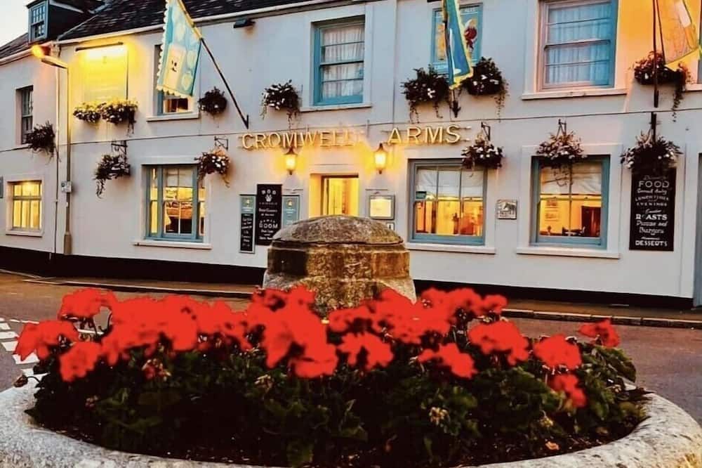 Cromwell Arms - Newton Abbot