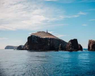 Holiday Inn Express & Suites Ventura Harbor By IHG - Ventura