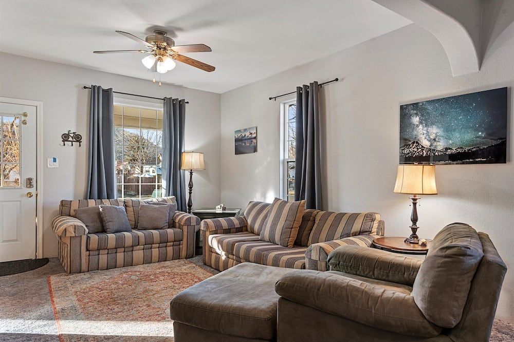 Walking Distance To Towndiscount Ski Passes Travelers Welcome - La Grande - Sala de estar