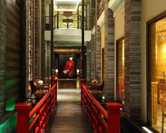 Shanghai Mansion Bangkok - Bangkok - Hallway