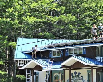 Blue Gentian Lodge at Magic Mountain - Londonderry - Budova