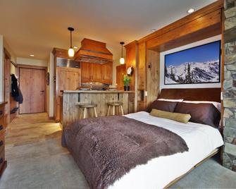 Luxurious Upscale Studio Condominium With Spectacular Views - Alta - Bedroom