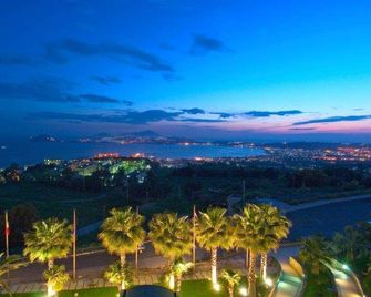 Hotel Gli Dei - Pozzuoli - Außenansicht