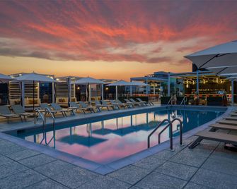 Yotel Washington DC Formerly Liaison - וושינגטון די.סי - בריכה
