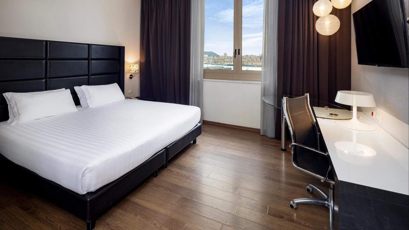Holiday Inn Genoa City By IHG