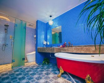 Tiange Theme Hotel (Jianzhong Branch) - Ziyang - Bedroom