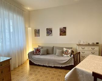 Cozy Apartment - Belvedere B - Stresa - Living room