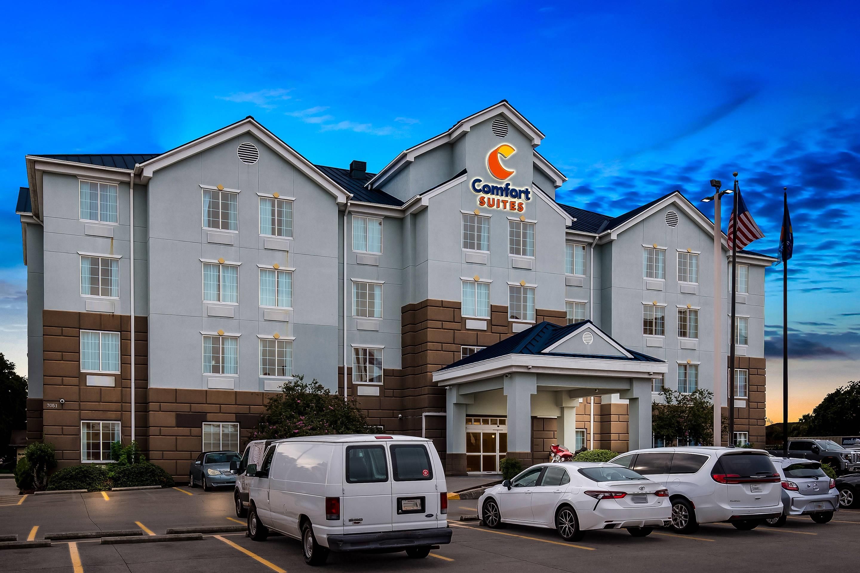 Comfort Suites New Orleans East - ניו אורלינס - בניין