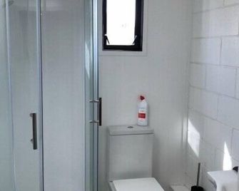 Nights on Broadway - The House - Matamata - Bathroom