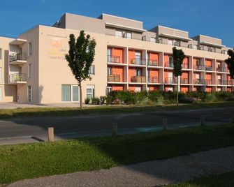 A Kosy Aparthotela Campus Del Sol Esplanade - Αβινιόν - Κτίριο