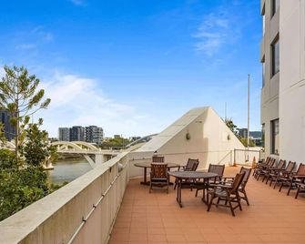 Central Brisbane Studio with Stunning River Views - Brisbane - Balkon