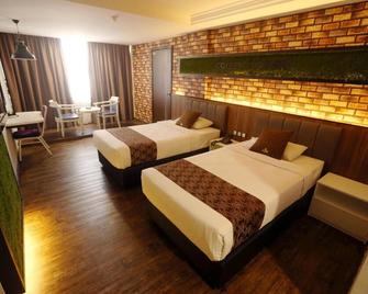 Golden Nasmir Hotel Sdn Bhd - Bukit Mertajam - Bedroom