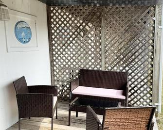 Unit #15 - Ground Floor Efficiency Studio With A/C - North Truro - Outdoors view