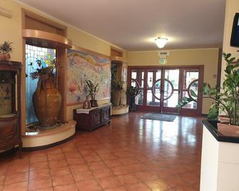 Attianese Hotel Restaurant - Cervignano del Friuli - Lobby